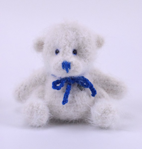 Häkelteddy "Wölkchen" 13cm sitzend Merinowolle